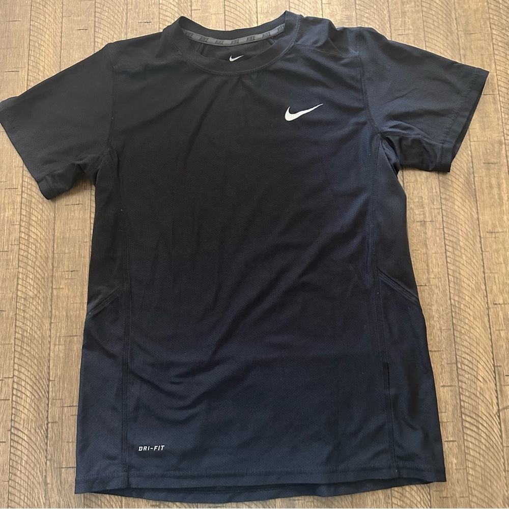 NIKE Dri-Fit Black Top